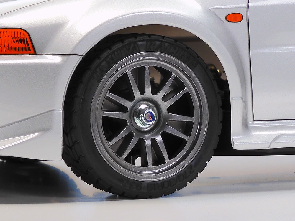 Mitsubishi Lancer Evolution V (TT-02)