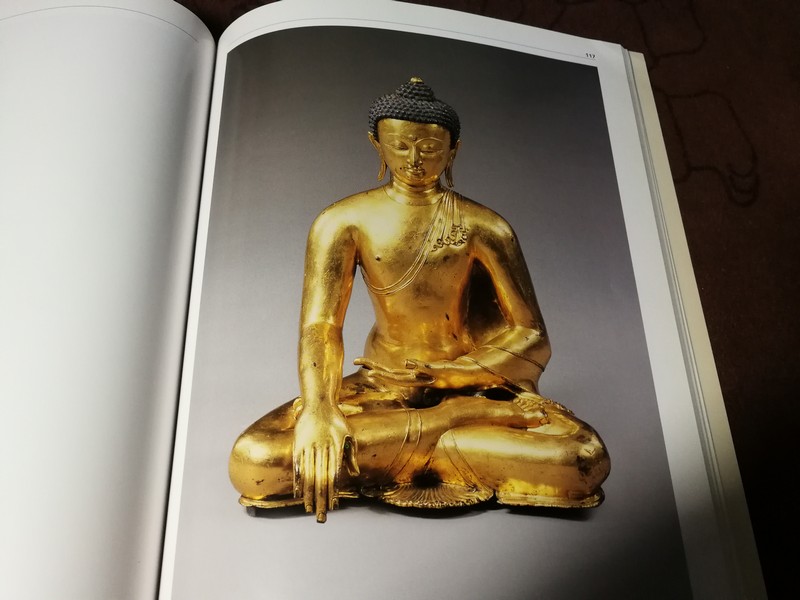 INDIAN AND SOUTHEAST ASIAN ART by SOTHEBY'S ปี 2001 (Pre-Order สอบถาม)