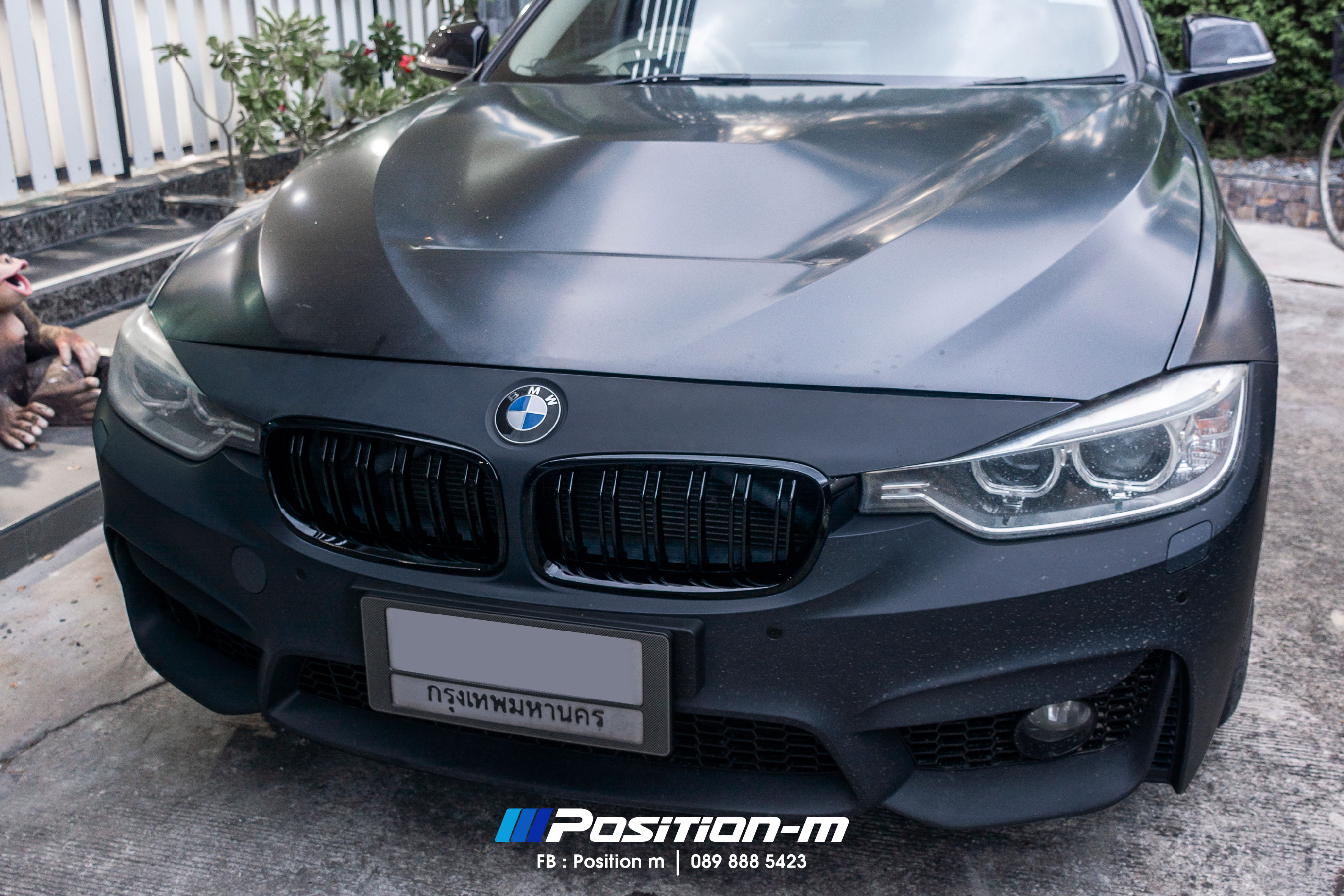Black Grille D/L F30