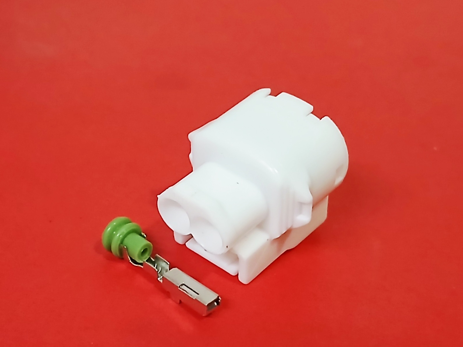 2 พิน ขาว ไฟถอย Vigo, รถตู้ Toyota #11250