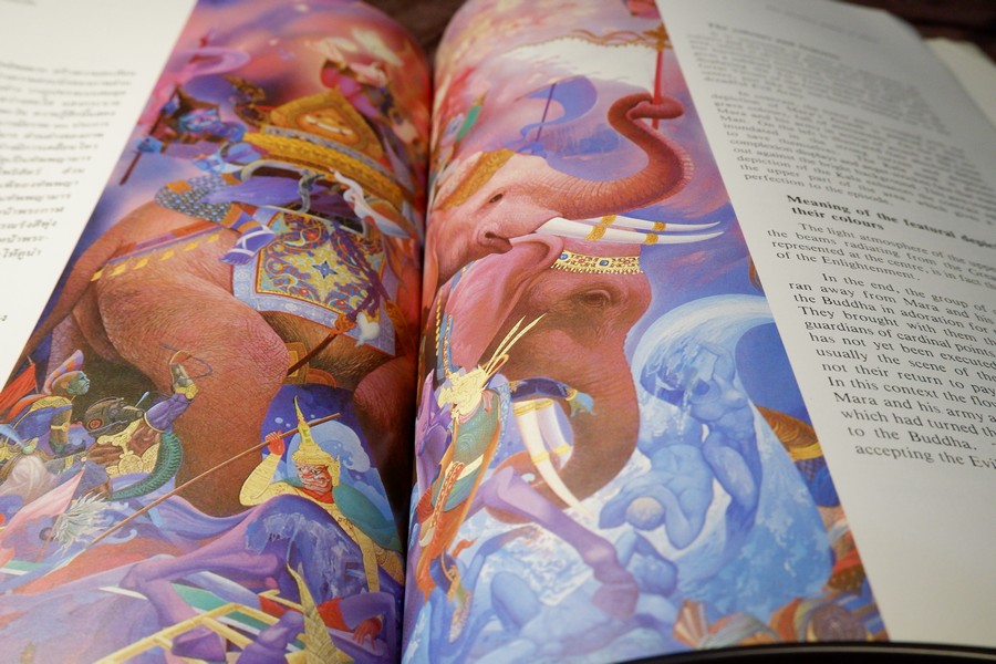 ภาพจิตรกรรมฝาผนัง วัดพุทธปทีป โดย อ.เฉลิมชัย โฆษิตพิพัฒน์ เเละ อ.ปัญญา วิจินธนสาร พิมพ์ปี 2529