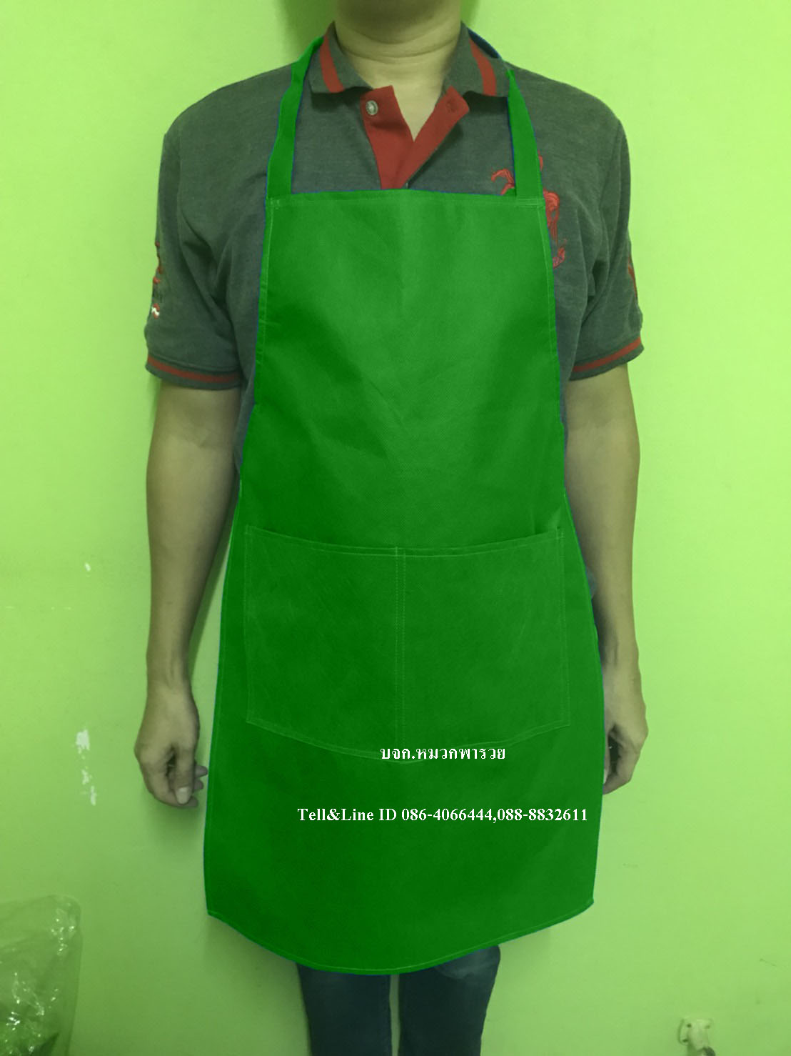 ผ้ากันเปื้อน ผ้ากันเปื้อนแม่ค้า เอี๊ยมแม่ค้า ผ้าสปันบอนด์ 20บาท