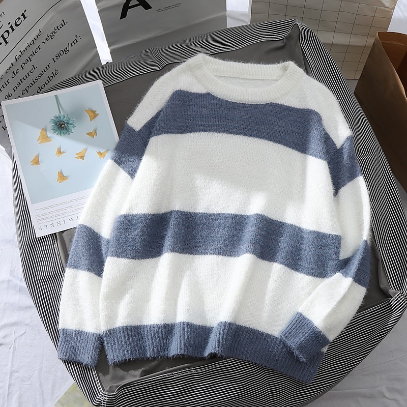พร้อมส่ง - เสื้อไหมพรมลายขวางคอกลม ST218 (สีฟ้า)