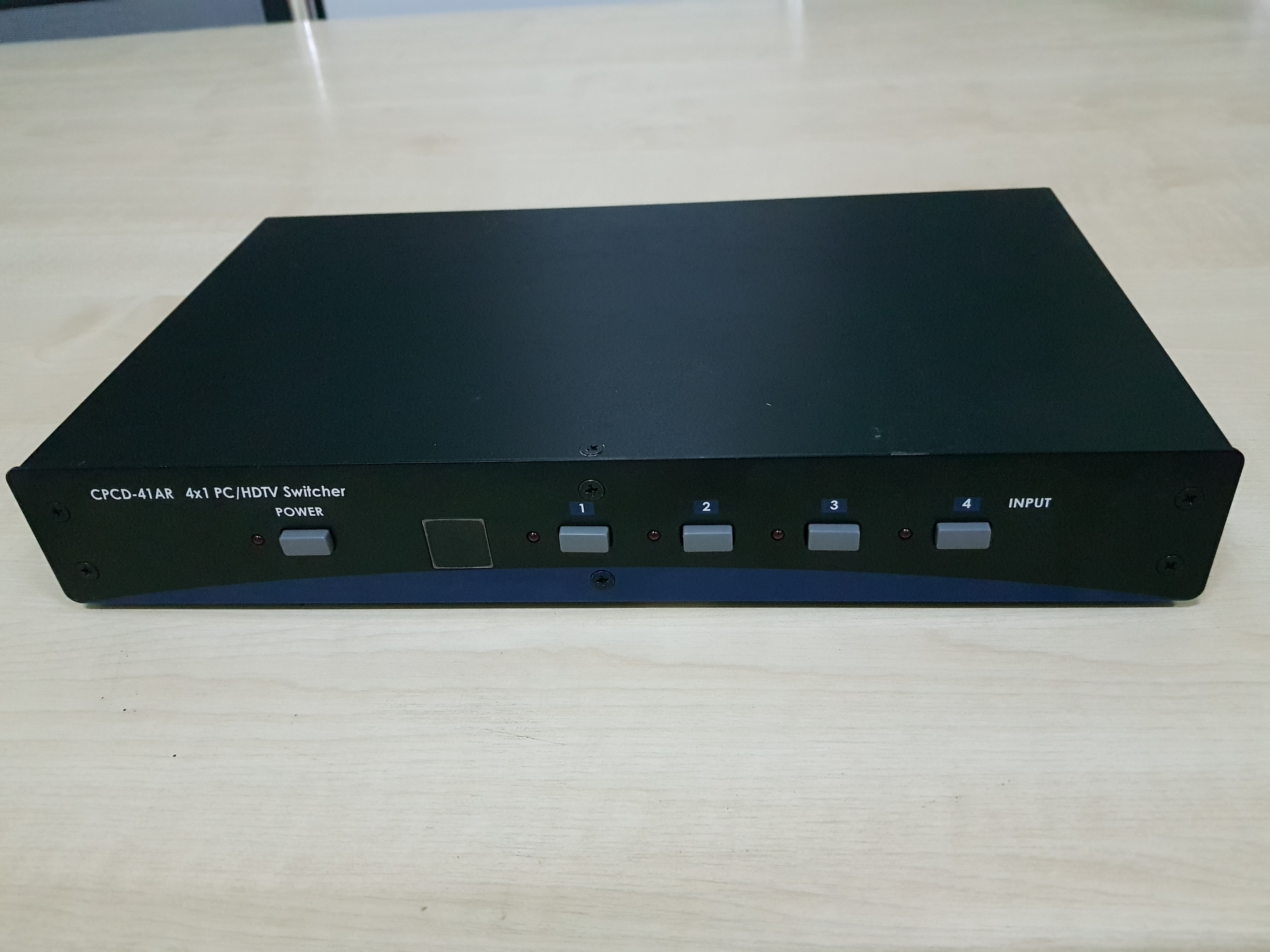 CYPRESS รุ่น cpdc -41AR 4 in / 1 out Video switcher (VGA/Component/Stereo Audio) สวิทช์สลับสัญญาณภาพและเสียง พร้อมรีโมทคอนโทรล