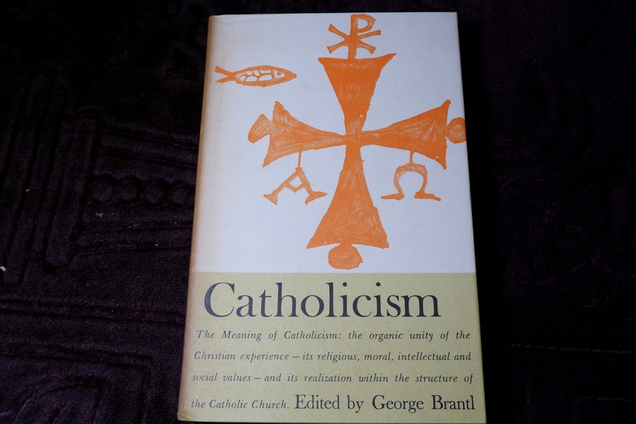 Great religions of modern man (hinduism buddhistism catholicism protestantism judaism islam) ปกเเข็ง 6 เล่ม ปี 1962