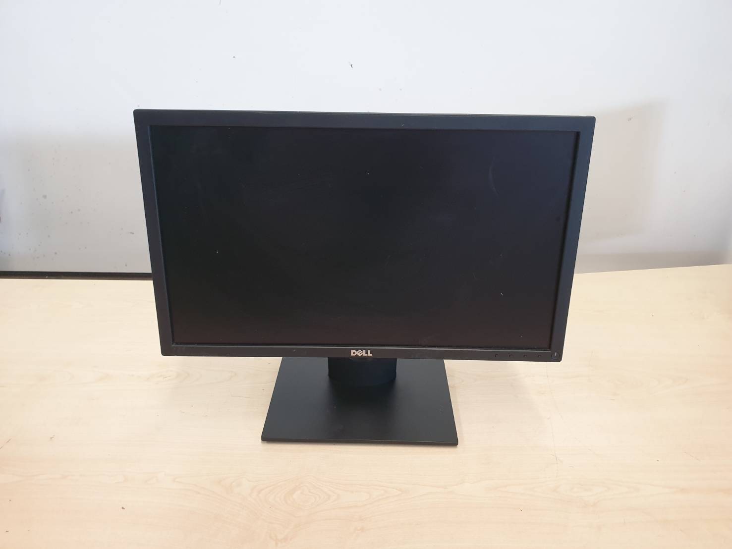 ชุดคอมDEll Dell Optiplex 3040 inter core i5-6500T CPU@2.50GHZ Ram ddr4 8GB HDD 500 GB มือสอง