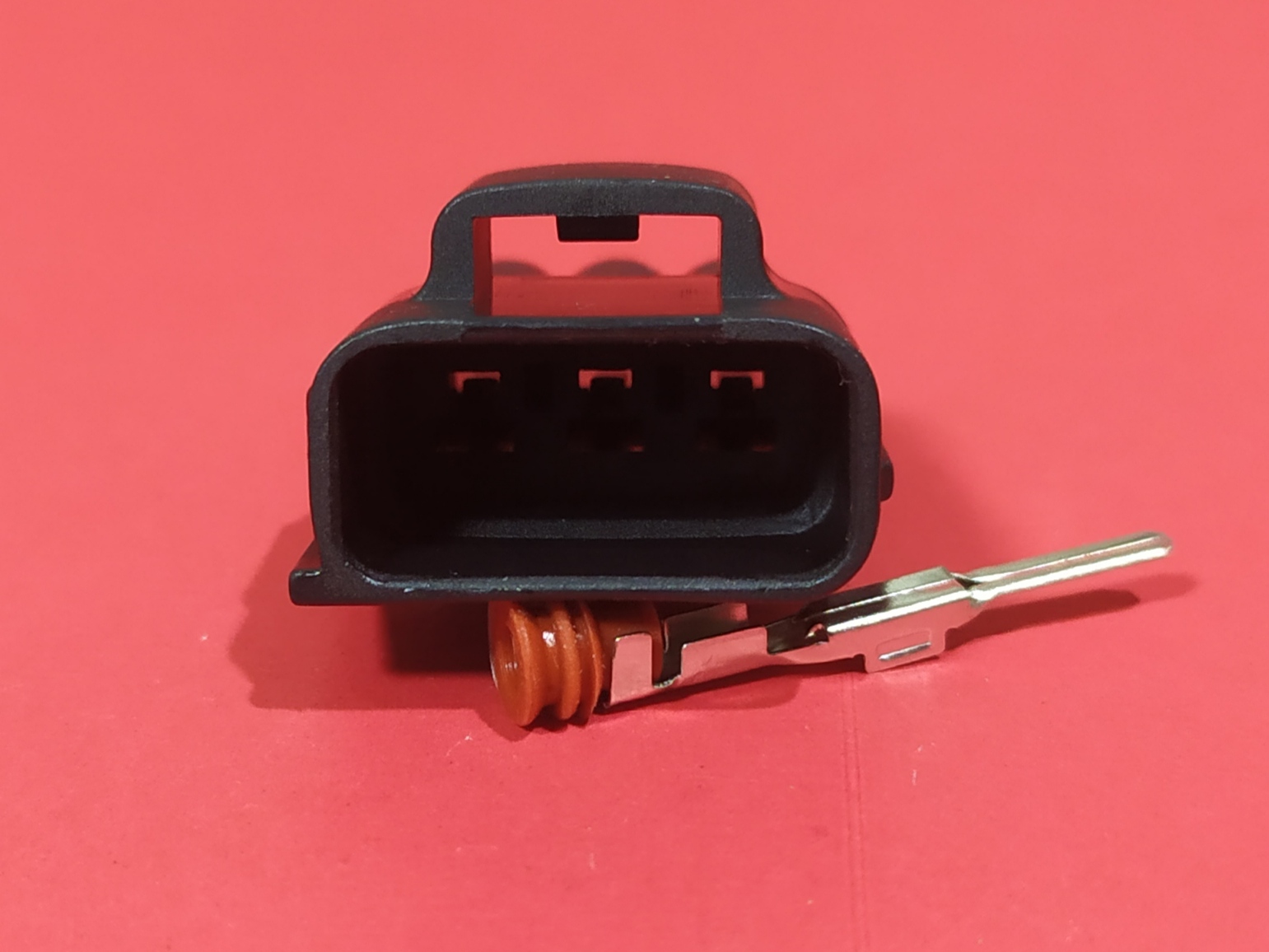 3 พิน ลิ้นปีกผีเสื้อ Toyota Vigo #1133-10