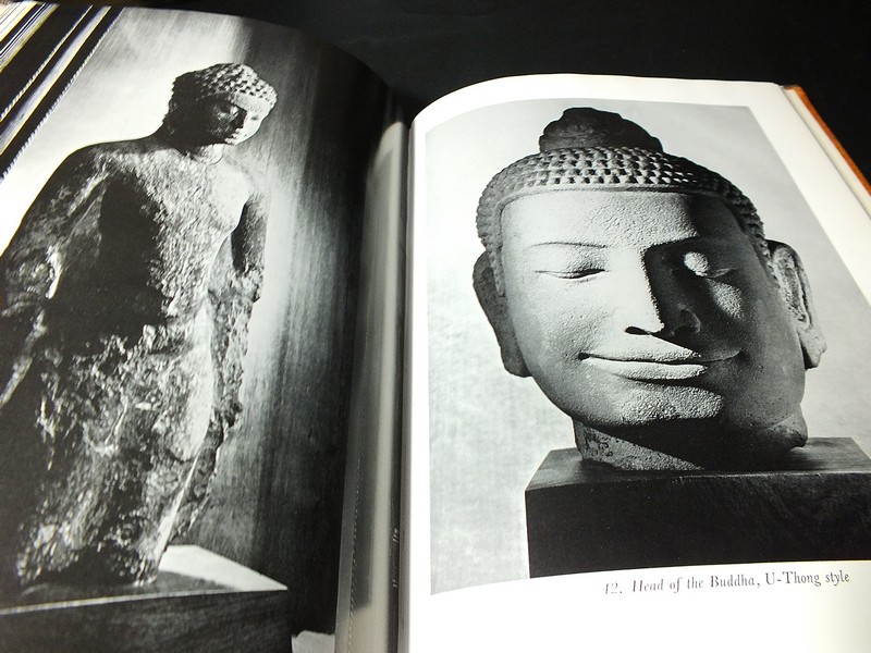 The House on the Klong (the bangkok home and asian art collection of James Thompson ) ปกแข็ง ปี 1983