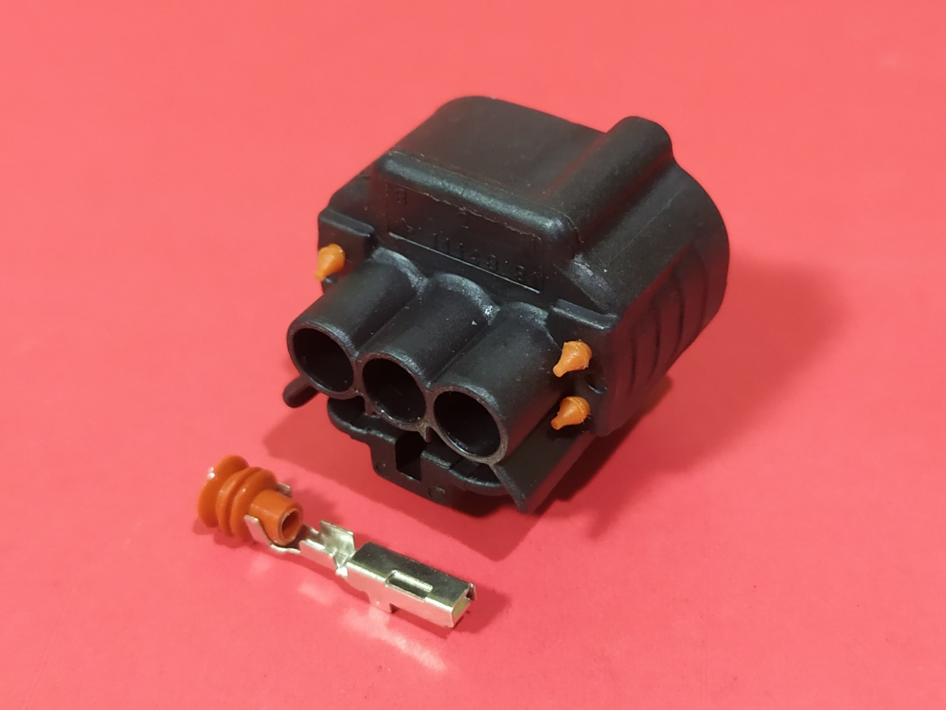 3 พิน ดำ แคมชาร์ฟ Toyota, Isuzu #5317