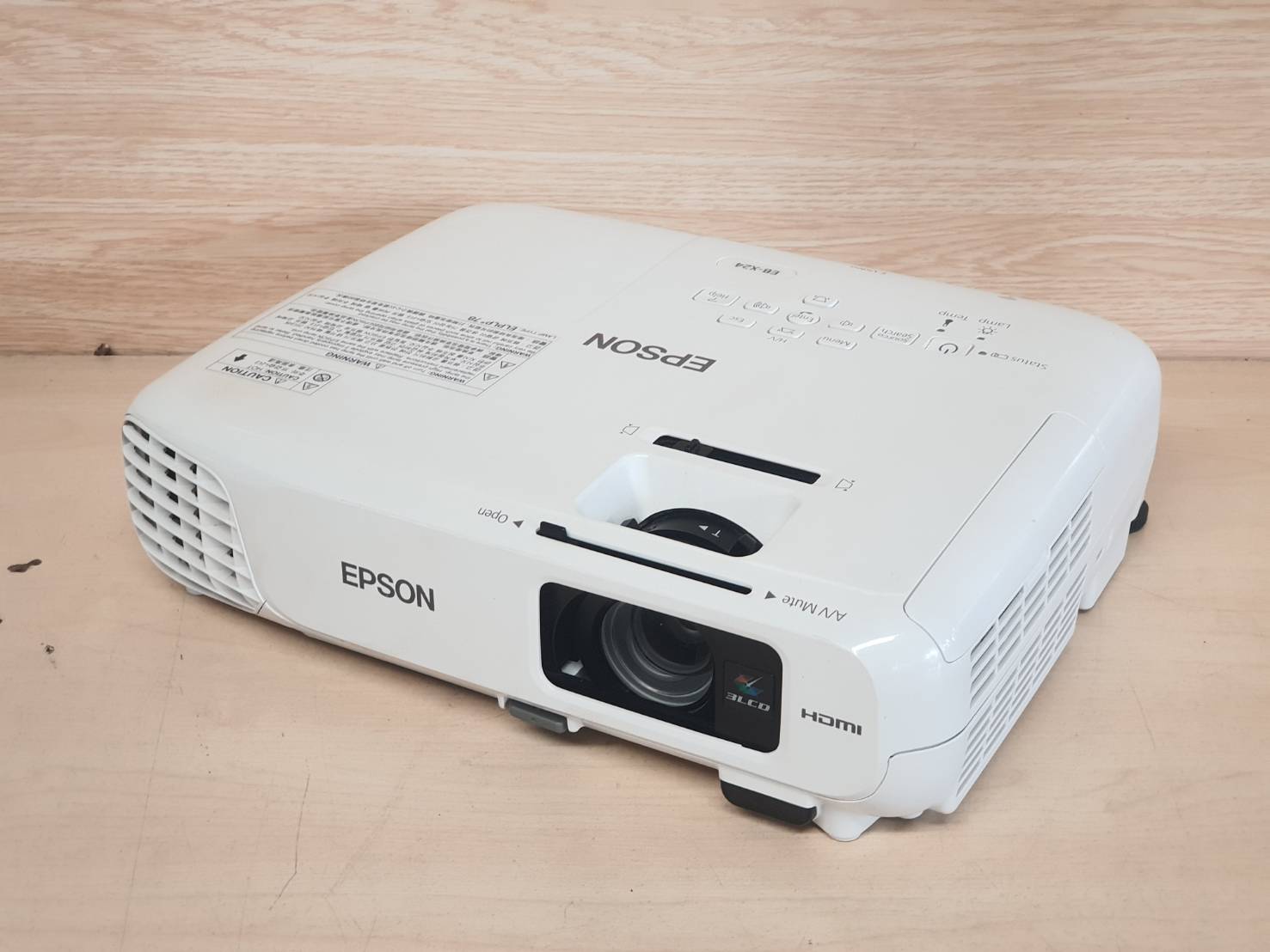 โปรเจคเตอร์ EPSON EB-X24 (3500ลูเมน) มือสอง