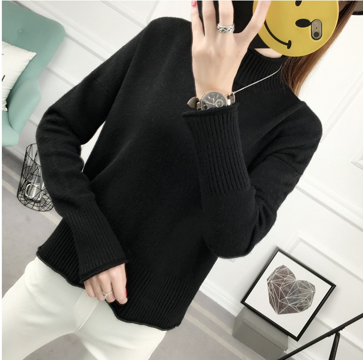 พร้อมส่ง - เสื้อไหมพรมทรงหลวม ST198 (สีดำ)