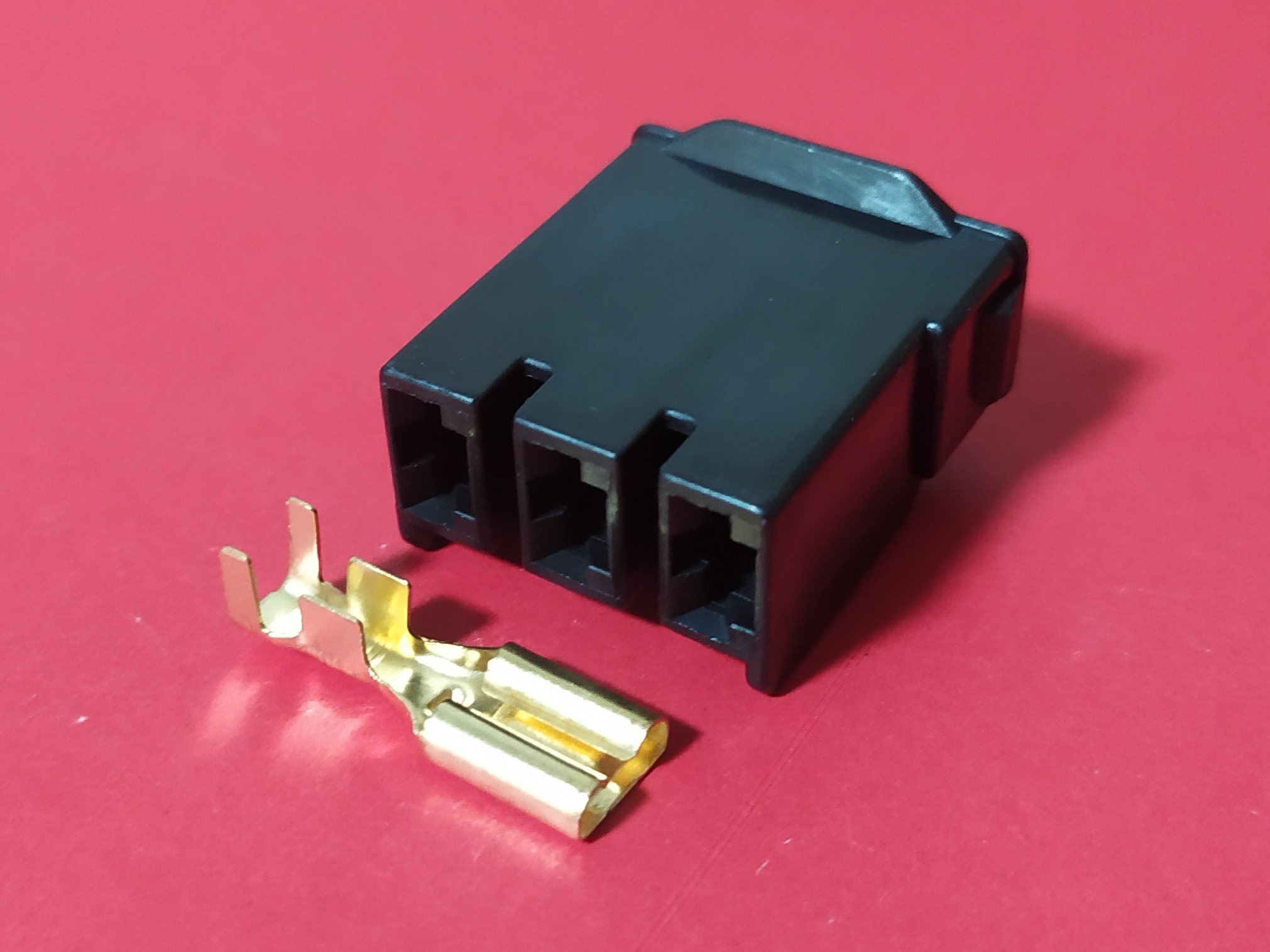 3 พิน ดำ 7.8 มม. มัดไฟ Honda pcx 150