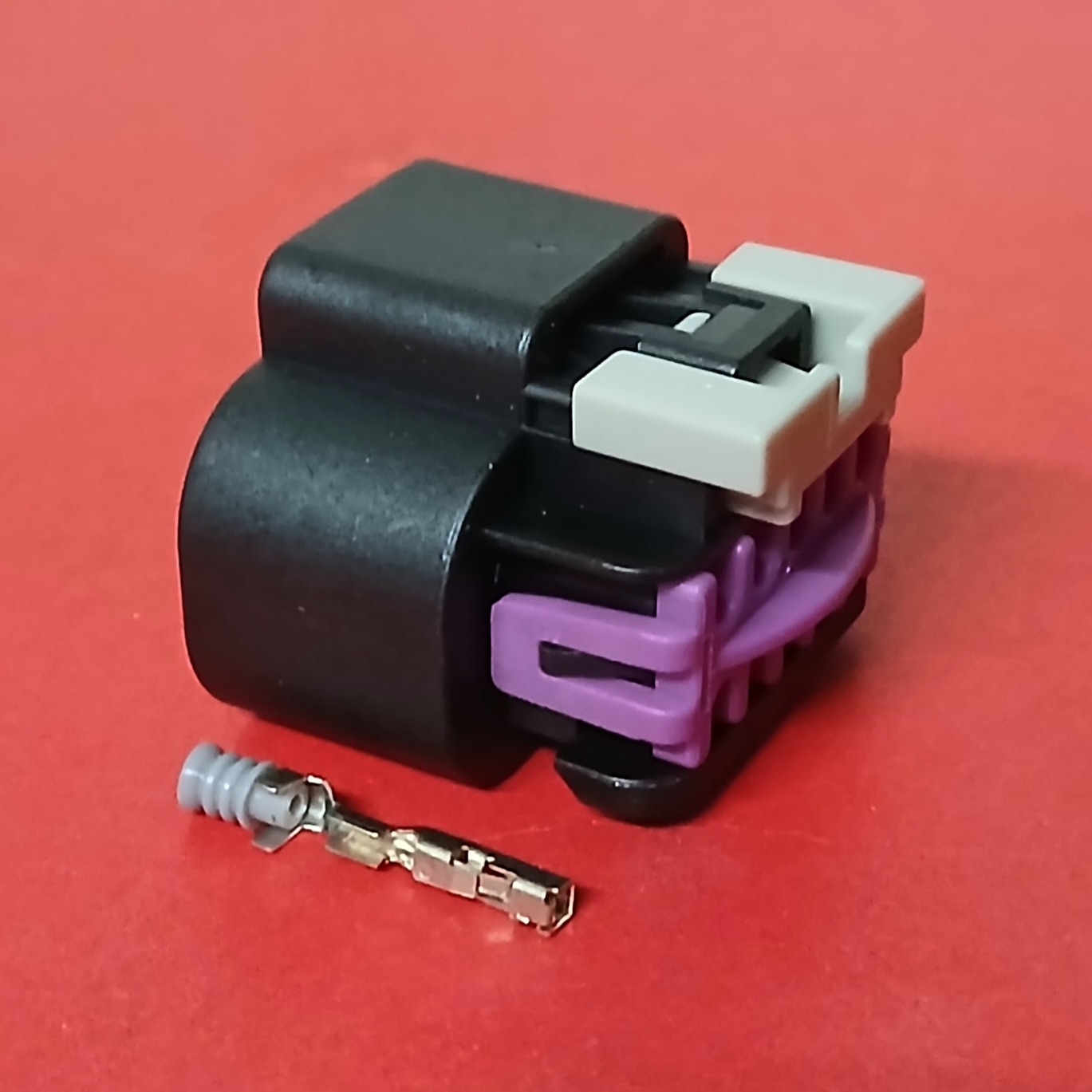 10 พิน ดำ/ม่วง ลิ้นเร่ง ISUZU #6847