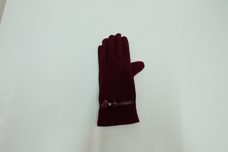 พร้อมส่ง - ถุงมือกันหนาว GT152 (สีแดง)