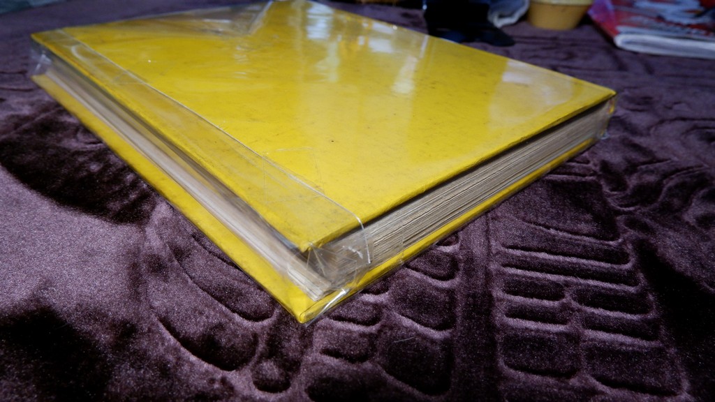 อนุสรณ์เนื่องในงานพระราชทานเพลิงศพ พระอาจารย์ฝั้น อาจาโร ปกแข็งพร้อมเหรียญ ปี 2521