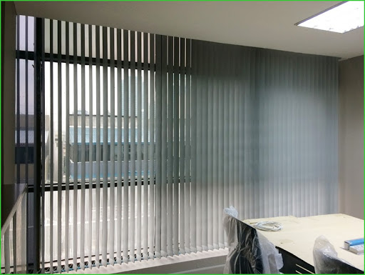 ม่านปรับแสงทึบแสง "Blackout Verticai Blinds" ผ้าม่าน ม่าน มู่ลี่ มู่ลี่ไม้ ม่านม้วน วอลเปเปอร์ รับติดตั้ง ออกแบบ ราคาถูก ทุกประเภท ทุกรูปแบบ