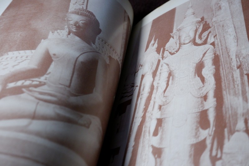 พุทธศิลปลาว โดย ผศ.สงวน รอดบุญ ปี 2526