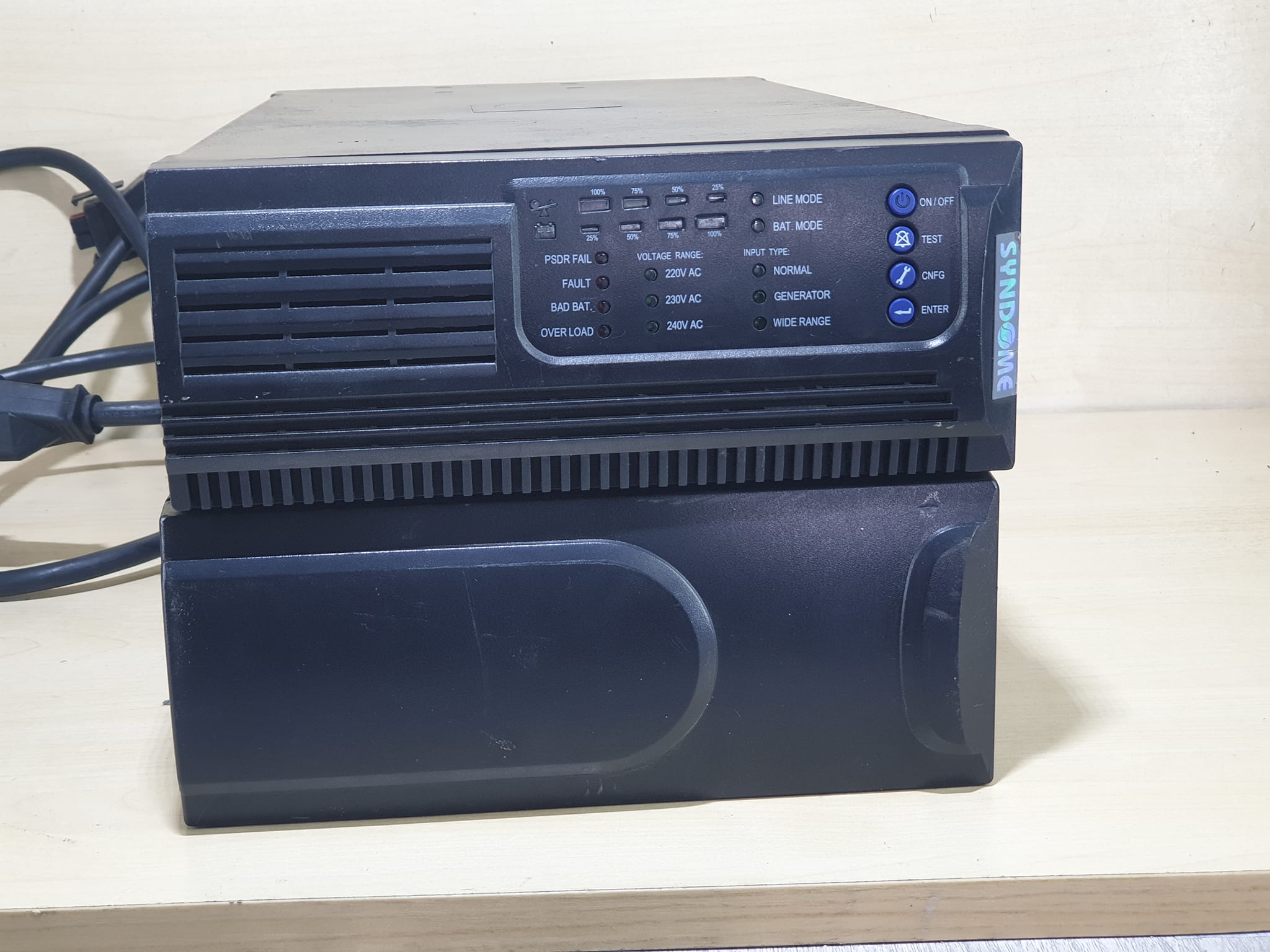 ขาย ups syndome มือสอง ไม่มีแบต ราคา 1600 บาท