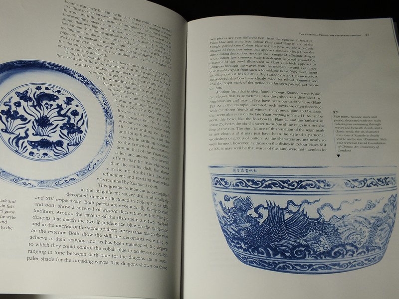 Chinese Blue and White Porcelain by Duncan Macintosh. hardcopy. copyright 1994