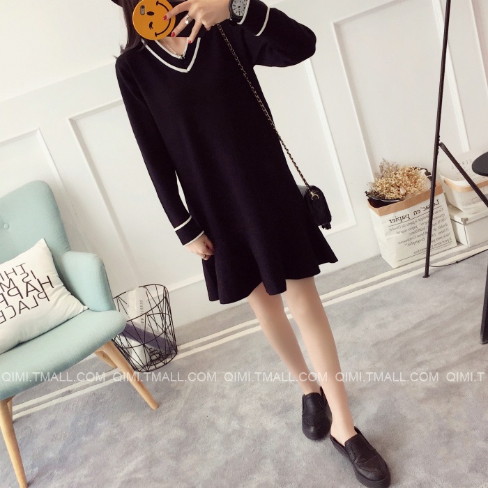 พรีออเดอร์ - เดรสไหมพรม Pre - DT147 (สีดำ)