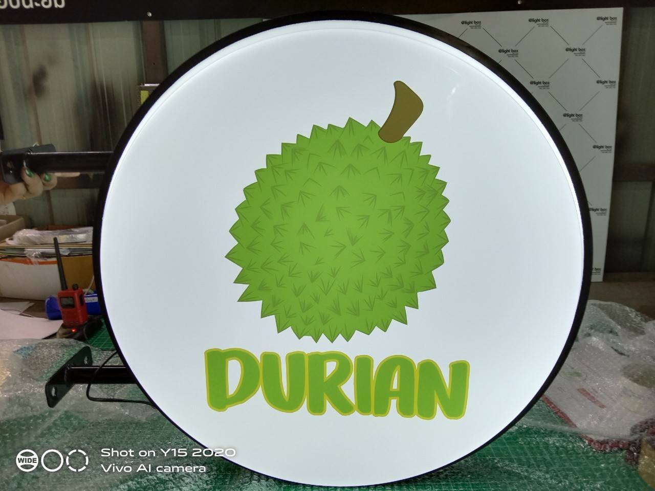 งานป้ายกล่องไฟวงกลมไฟออกทั้ง 2 ด้าน ขอบซิงค์พ่นสีดำ - DURIAN