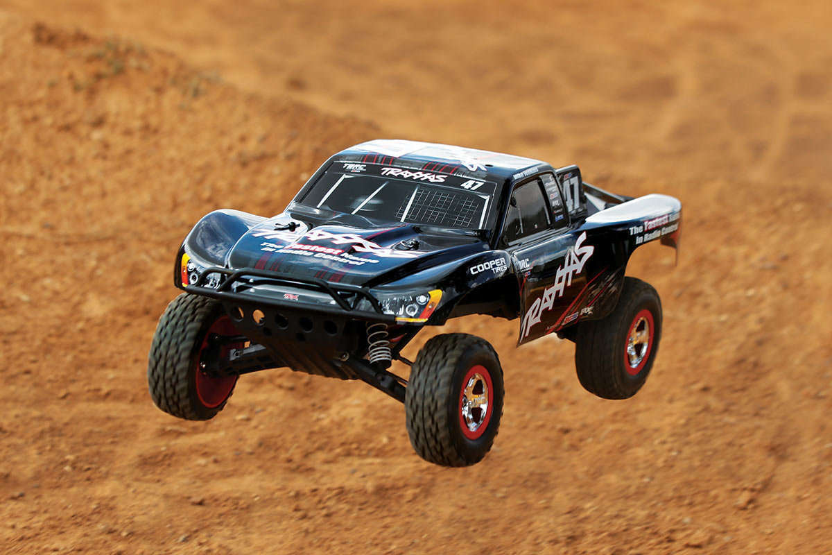 Slash 2WD (w/ On-Board Audio System).