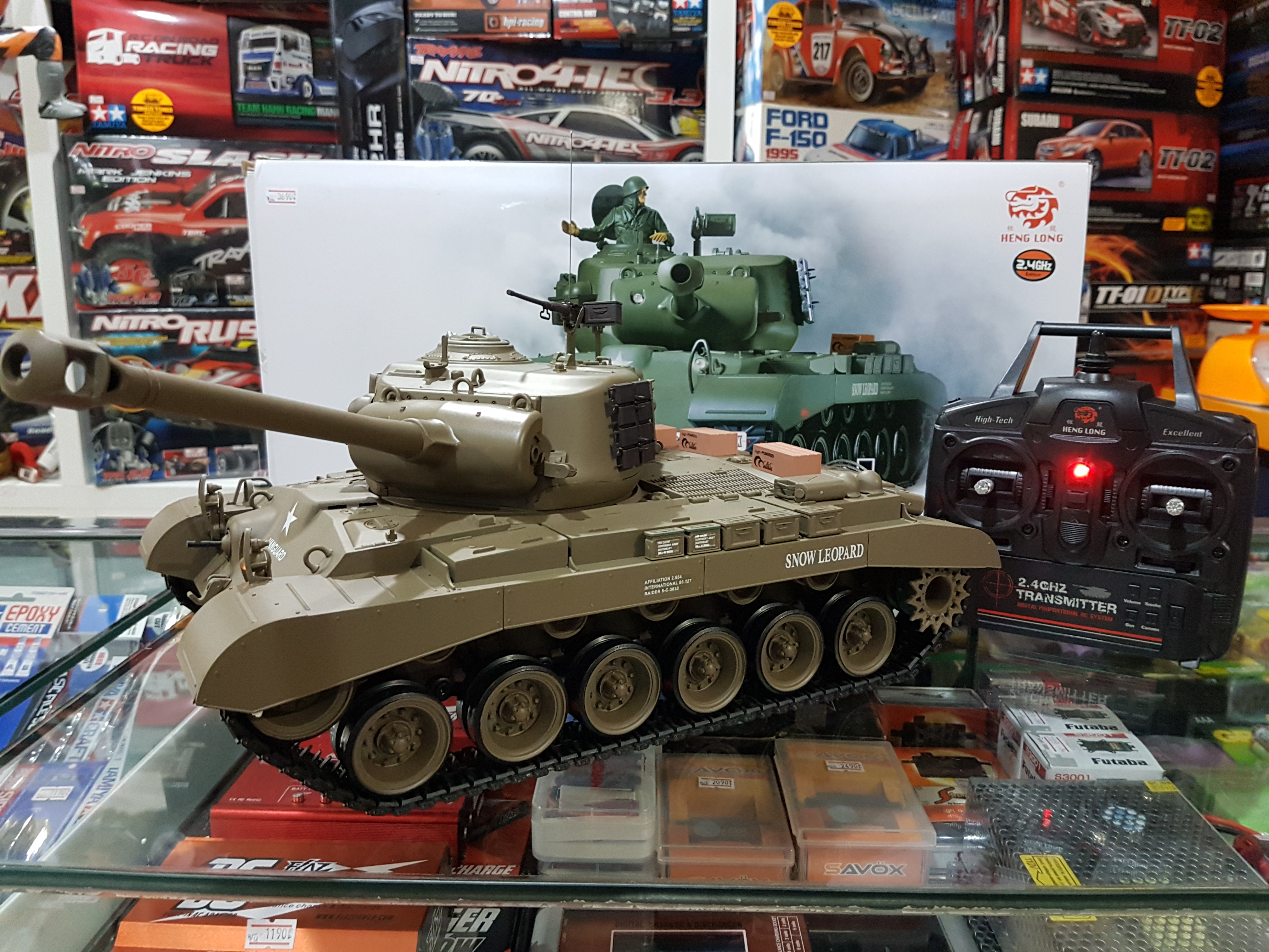 U.S. Medium Tank M26 Pershing (T26E3 Snow Leopard)