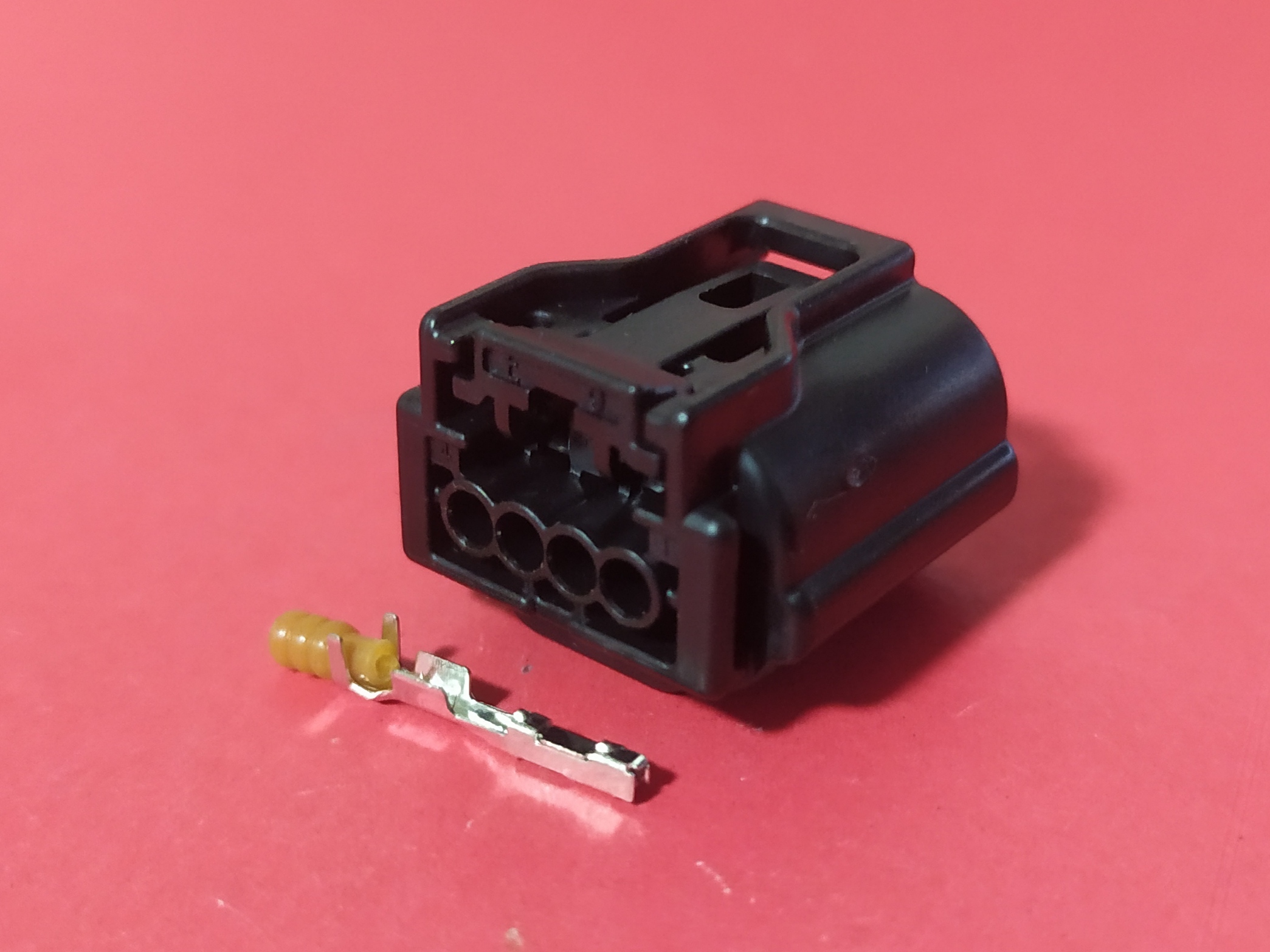 4 พิน แอร์โฟร์ Toyota Revo #7401