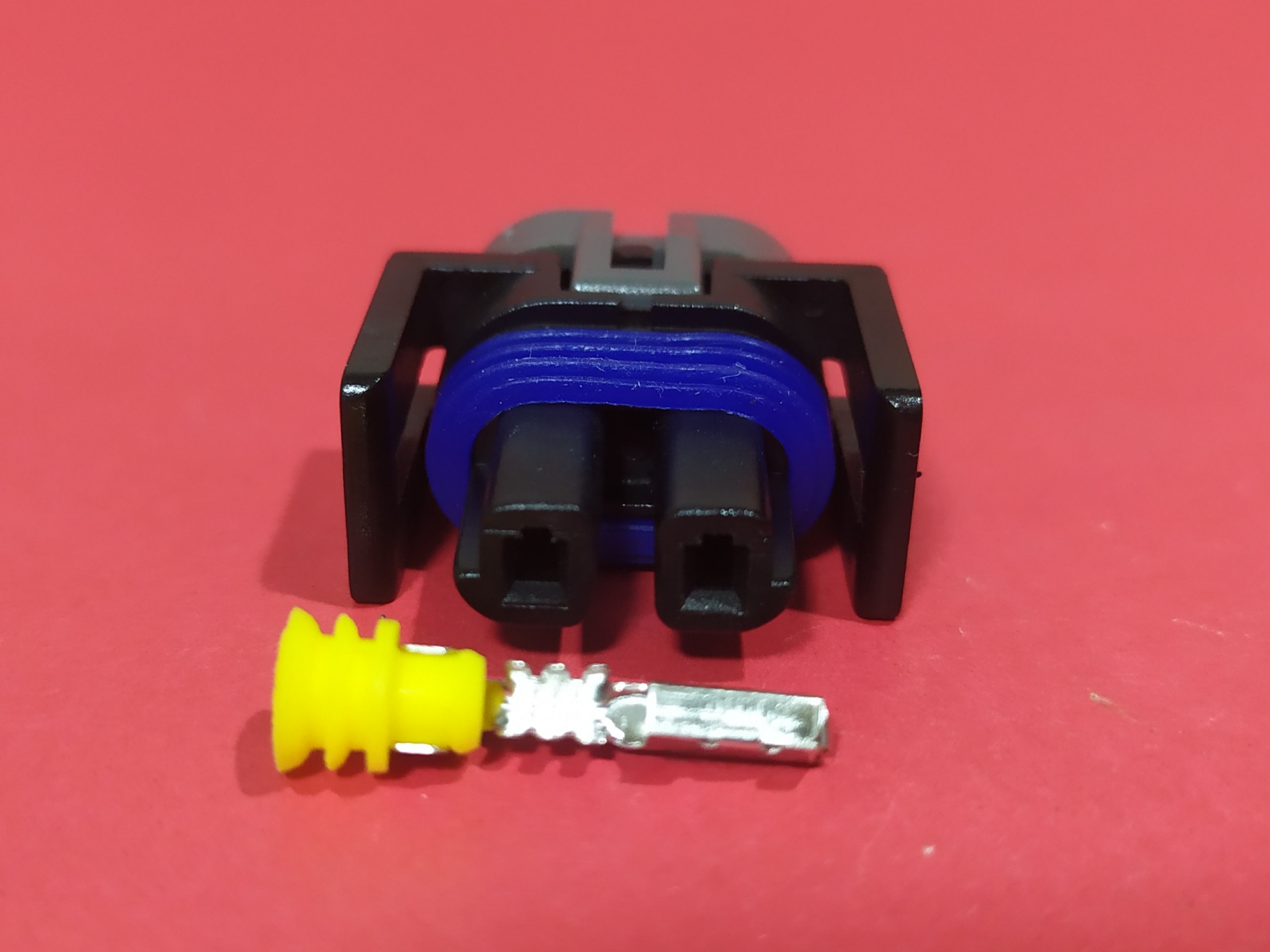 2 พิน คอมแอร์ Chevrolet Aveo