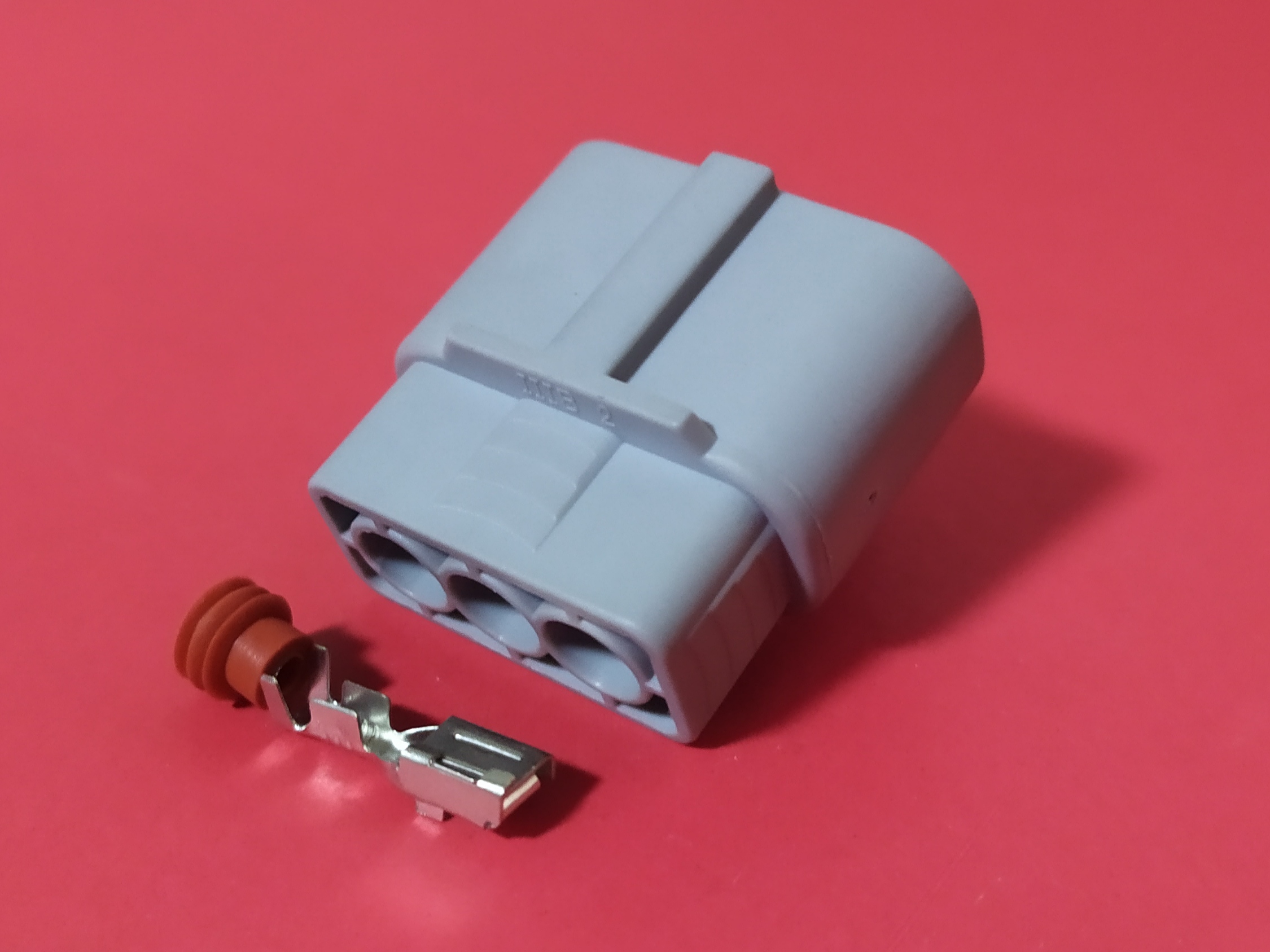 3 พิน เทา 4.8 มม. พัดลม Toyota #0165