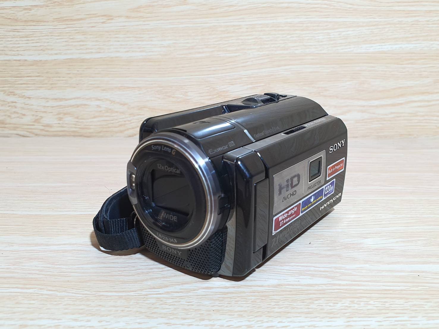 Sony HDR-PJ50E