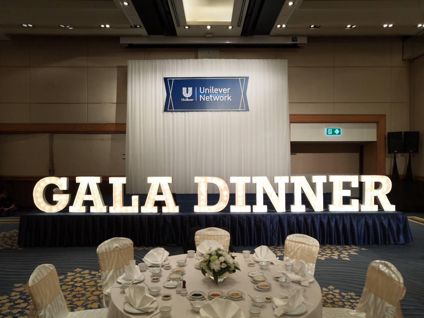 กล่องไฟปิงปอง ตัวอักษรภาษาอังกฤษ - GALA DINNER