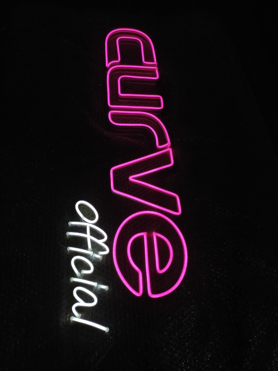 ไฟนีออน เฟค