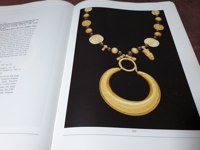 GOLD( Important Ancient and Ethnic Jewellery and Works of Art in Precious Metal ) by Habsburg, Feldman (fine art auctioneers)