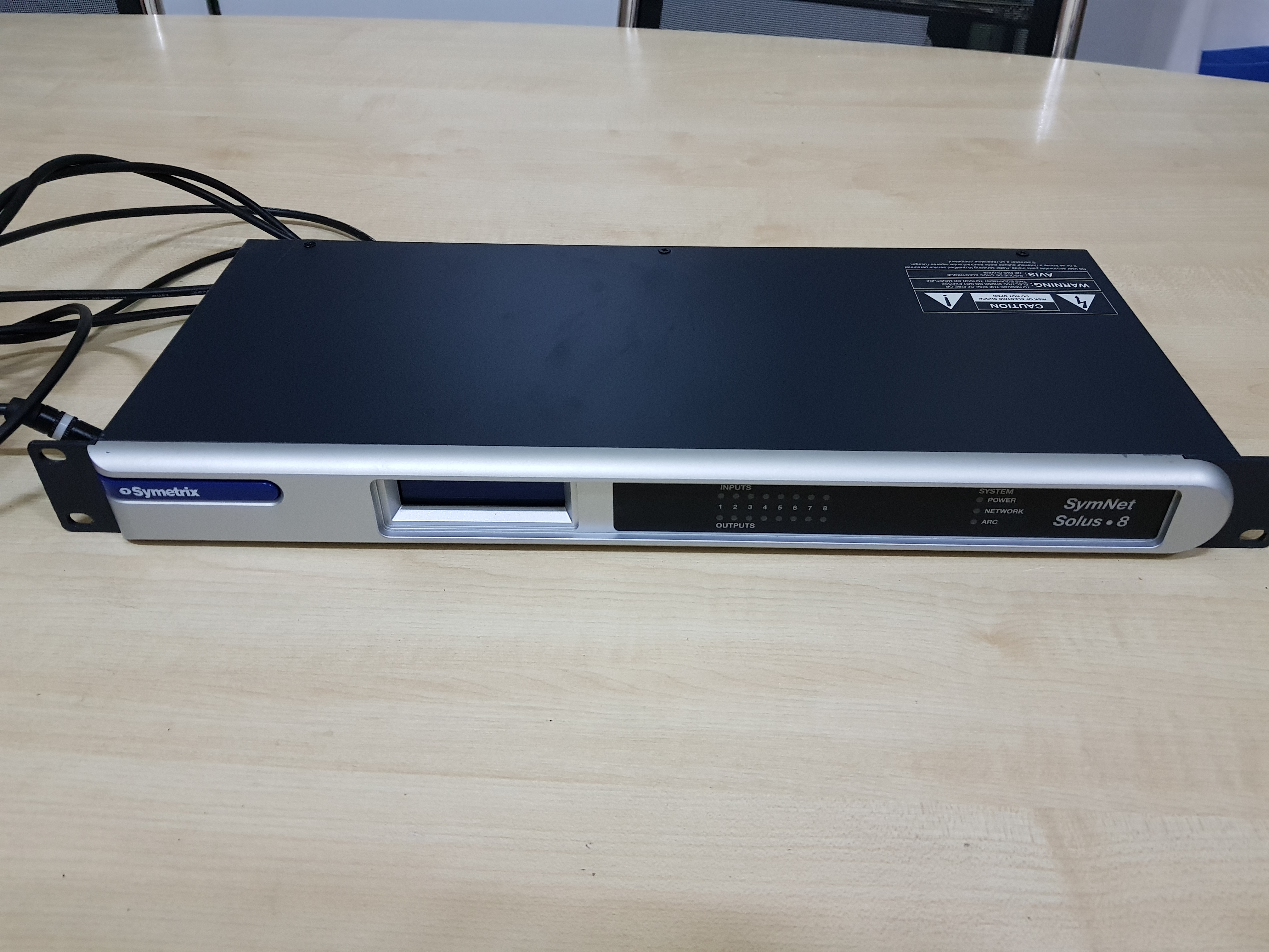 Symetrix Solus 8 Open architecture DSP 8 In / 8 Out