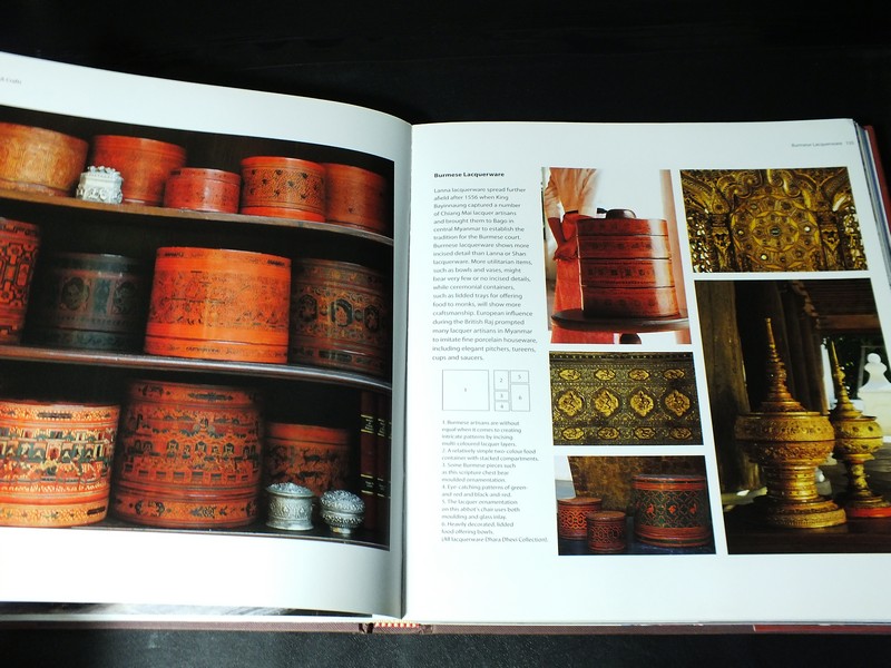 Lanna Renaissance by Joe Cummings & Luca Tettoni hardcopy copyright 2006