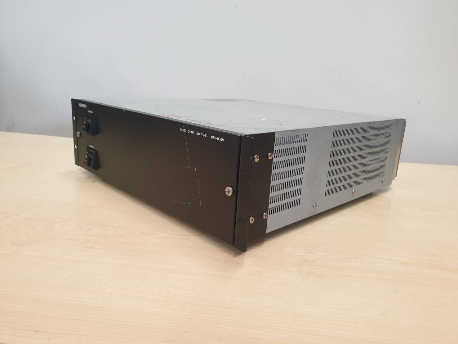 Sony DFS-900M Multi-format Switcher