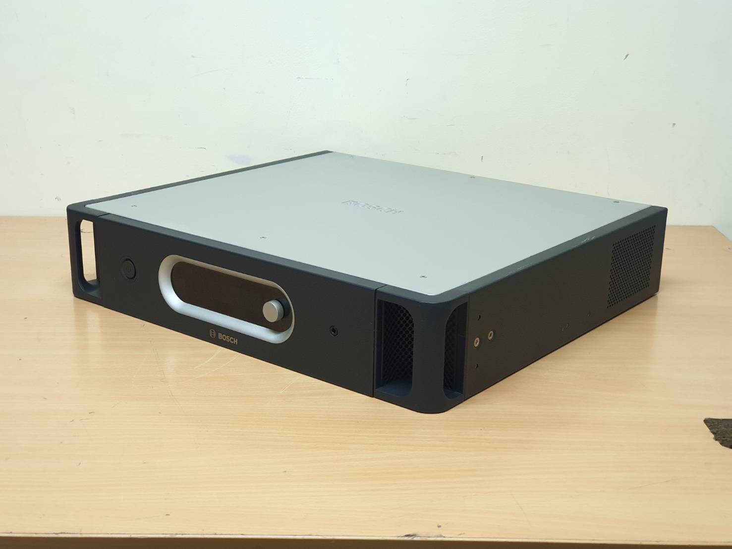 ตัวควบคุมการประชุมBOSCH LBB 4100/00 มือสอง