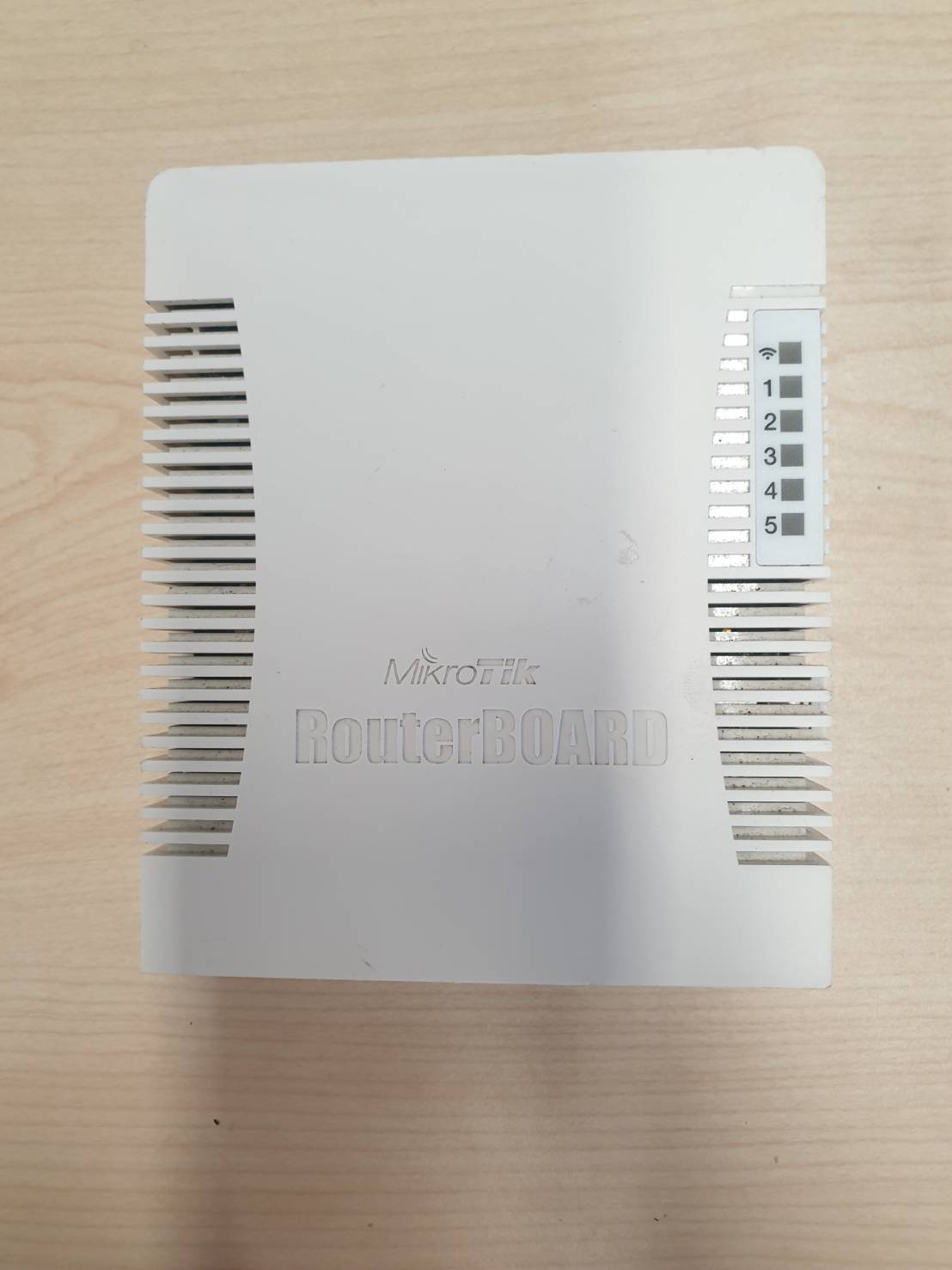 Mikrotik RB951Ui-2HnD