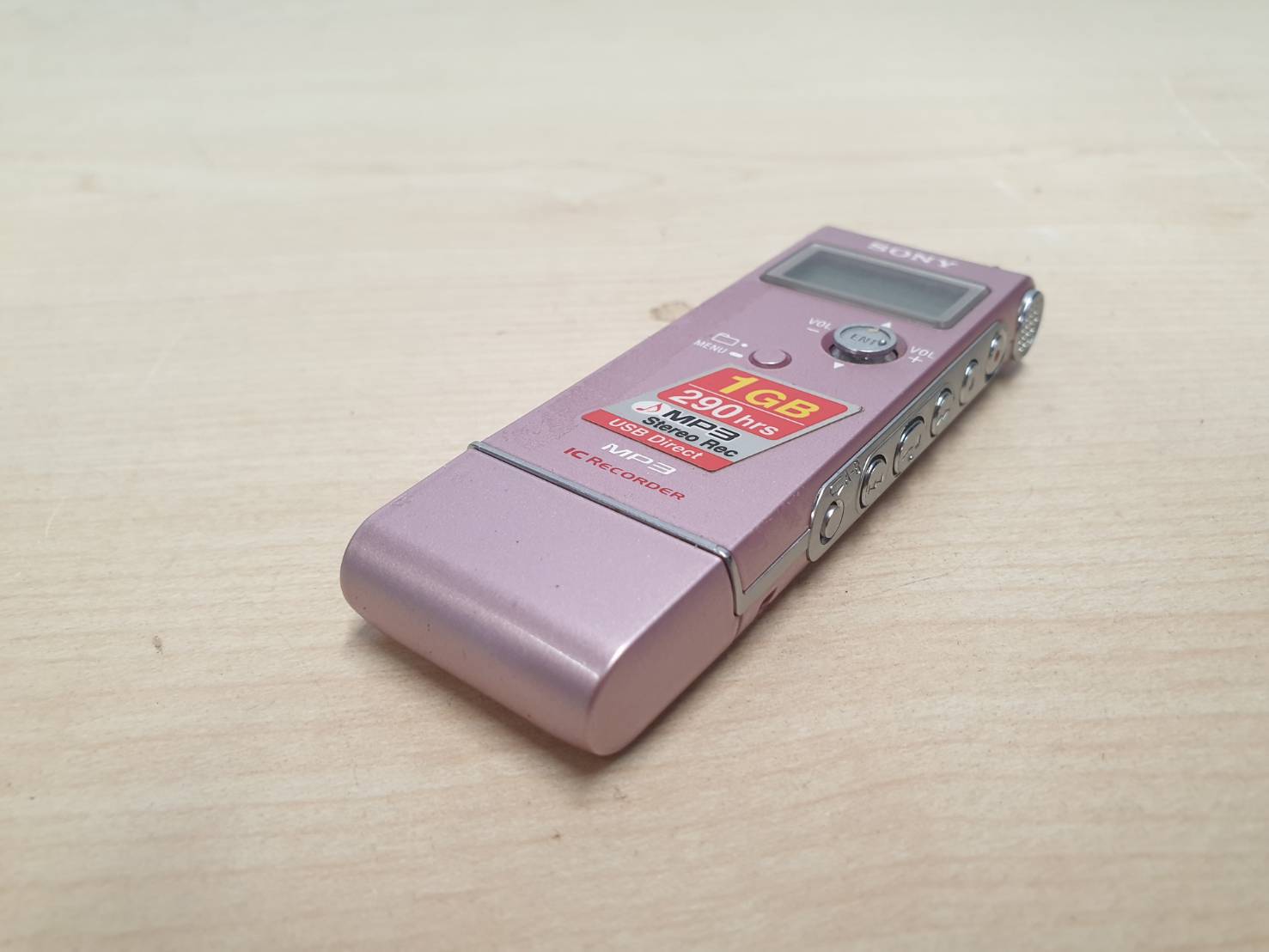 sony รุ่น ICD-UX70 MP3 1GB 290 hrs มือสอง