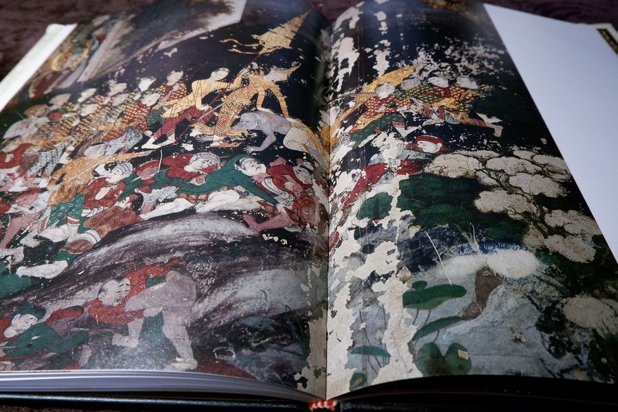 จิตรกรรมฝาผนัง วัดสุวรรณาราม ปกเเข็ง ปี 2530