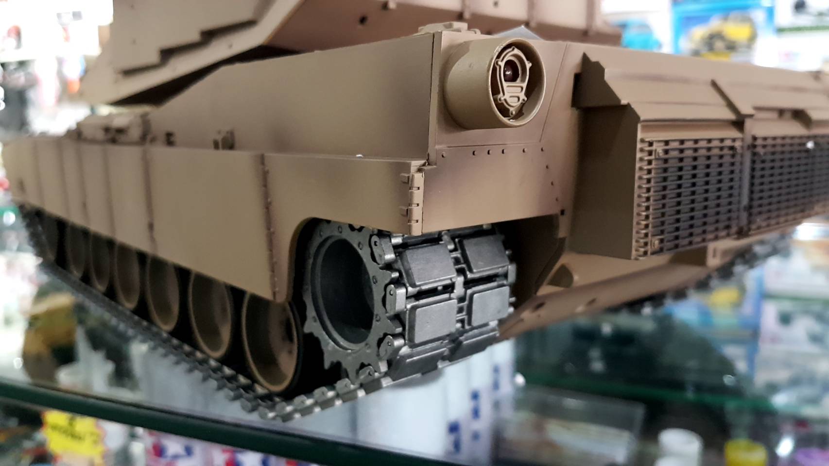 U.S. Main Battle Tank M1A2 Abrams (Metal Version).