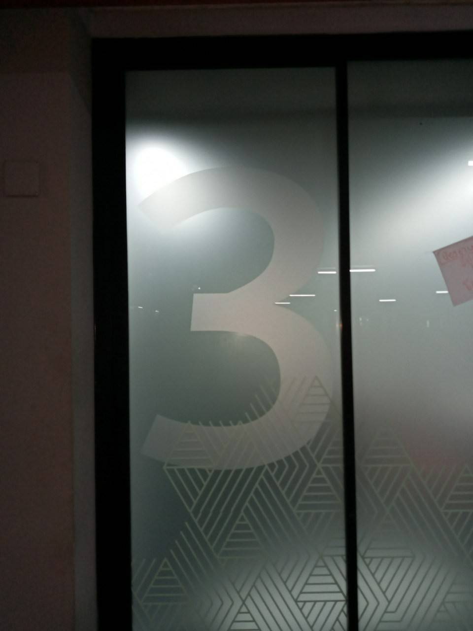 รับงานติดสติกเกอร์ฝ้าทุกชนิด #ฝ้าติดกระจกสำนักงาน