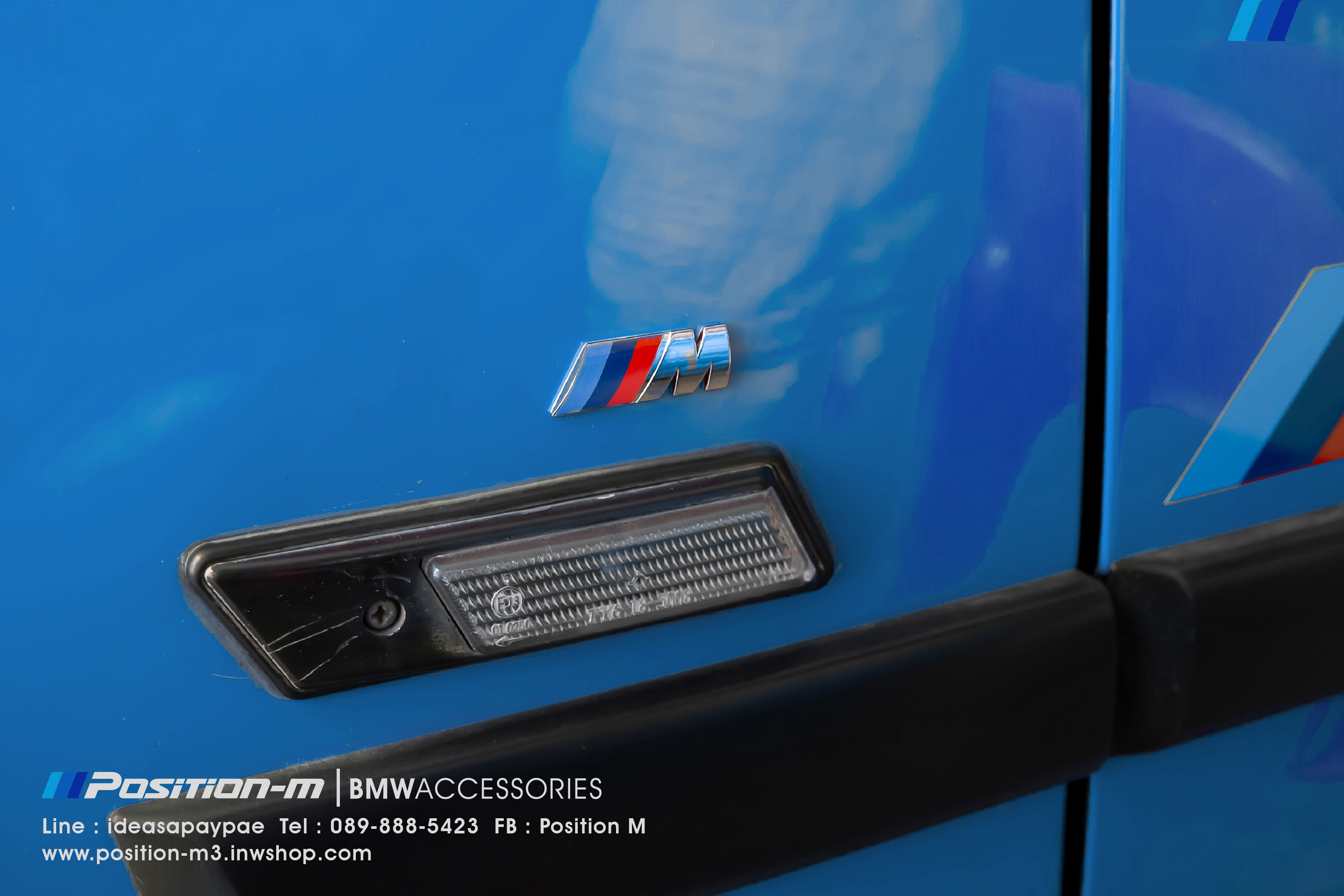 Logo ///M ติดแก้มข้าง