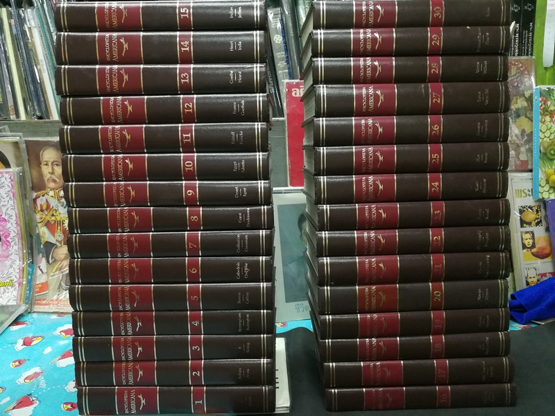 THE ENCYCLOPEDIA AMERICANA I COMPLETE IN 30 VOLUMES สภาพสวย พิมพ์ปี 1993 (มารับสินค้าเอง)