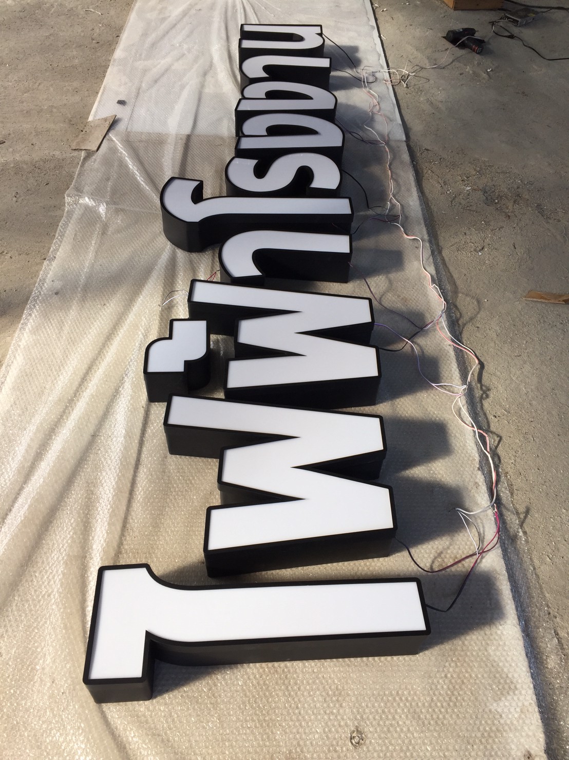 งานป้ายไฟ