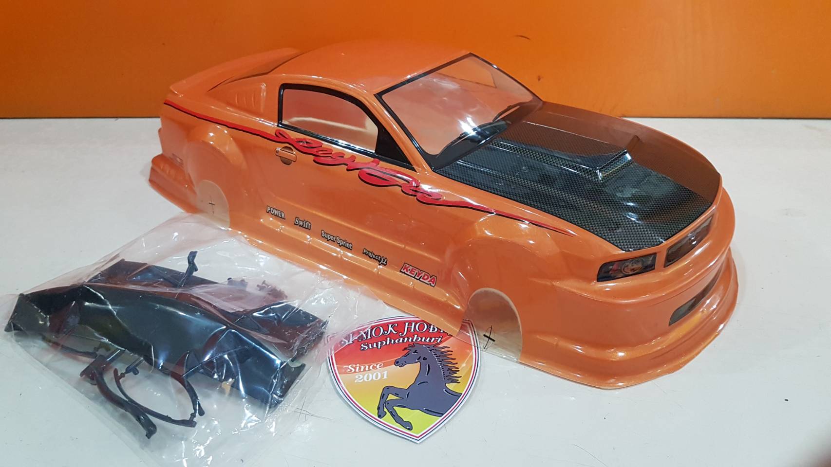 Ford Mustang GT 60's Body (Gold)