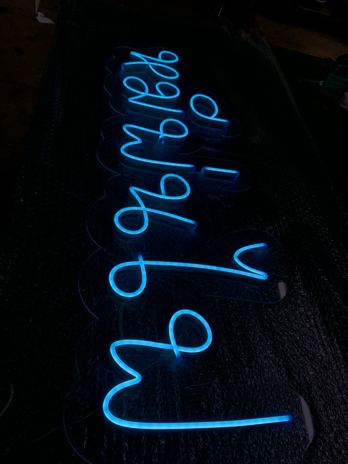 ป้ายไฟนีออนดัด