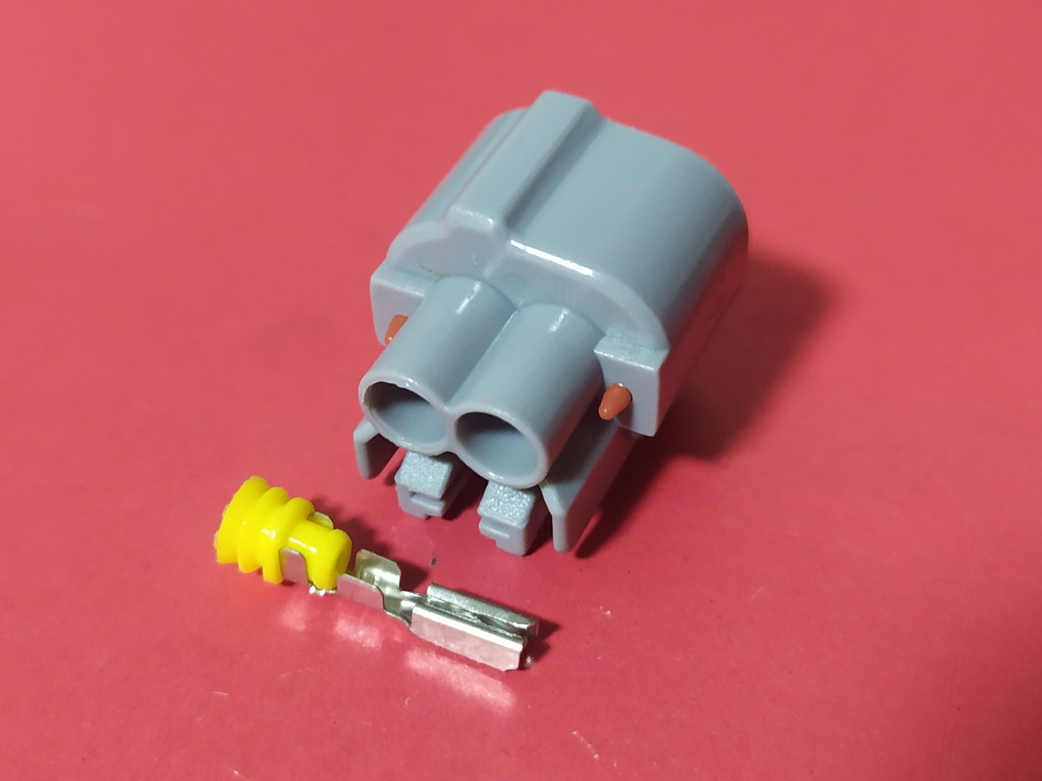 2 พิน เทา #0031 ร่องซ้าย