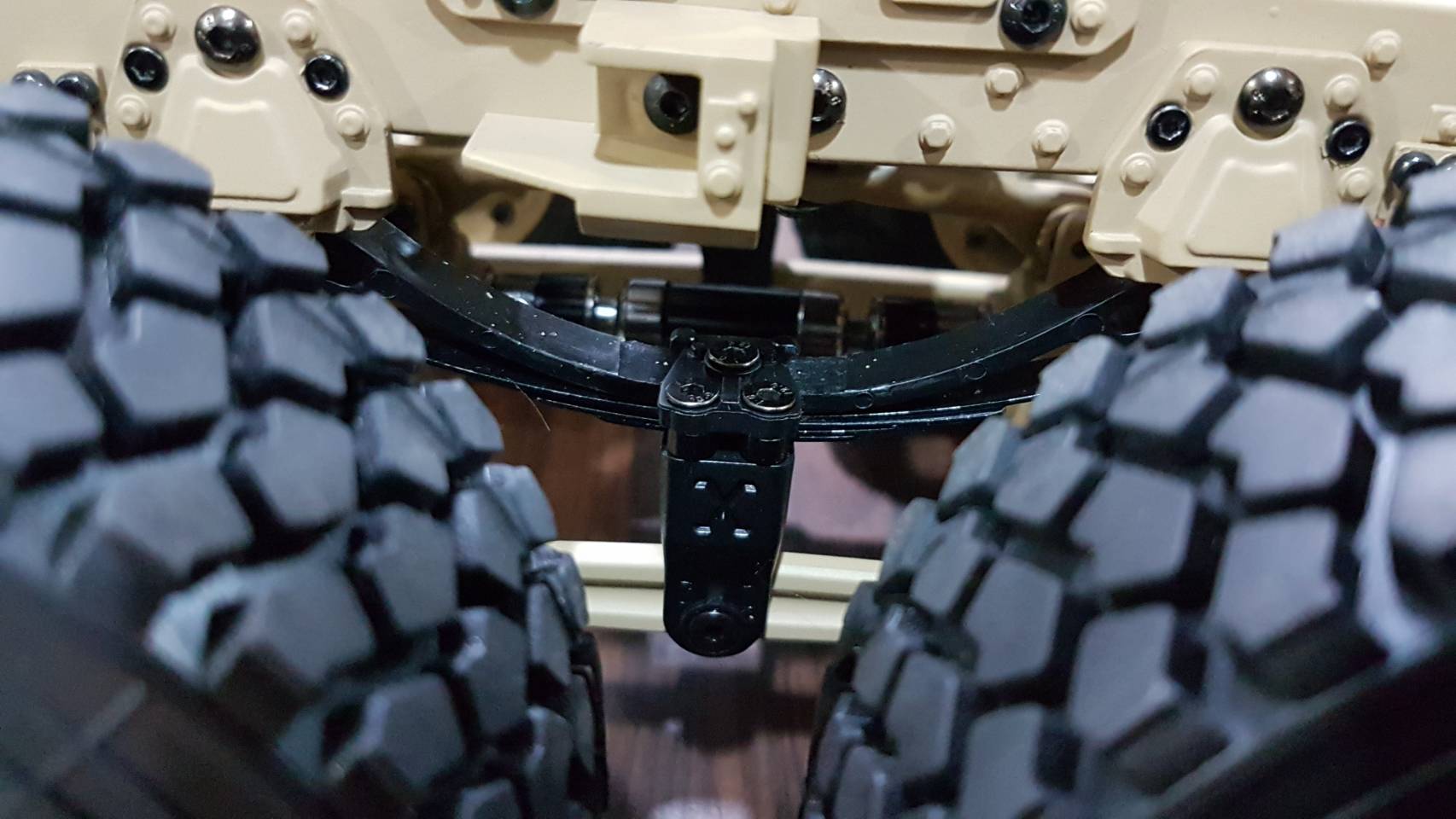 U.S. M983 Hemtt Oshkosh 8x8 Military Tactical Truck (Full-Option)